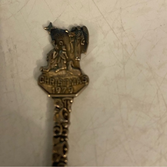 Vintage Christmas silver decorative spoons - embossed bowls - years 1975 - 1986 - Picture 7 of 14